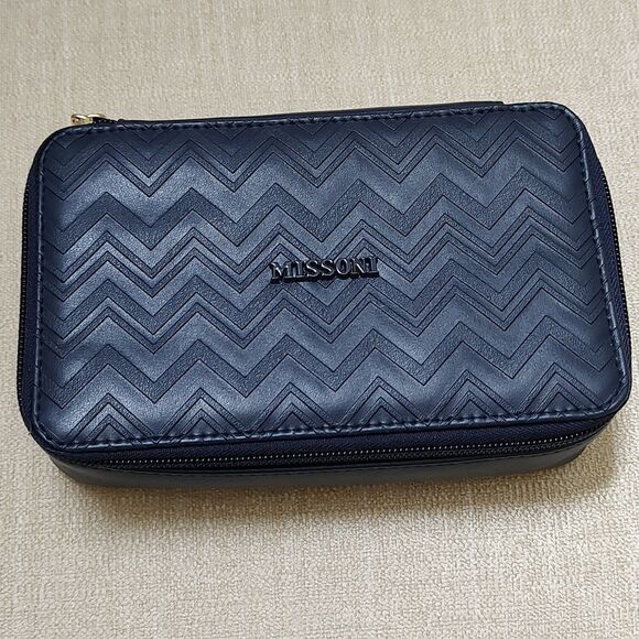 Missoni for Delta Zip Mini Travel Toiletry Case Navy Blue Chevron Dopp Kit - Picture 10 of 10